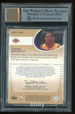 2004 SP Game Used Authentic Fabrics Kobe Bryant Autographs Auto #KB /100 BGS 9