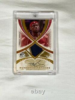 2005-06 SP Game Used Authentic Fabrics Auto Patches LeBron James #4/25