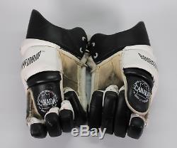 Eric Lindros game worn used hockey gloves! Flyers! RARE! Guaranteed Authentic
