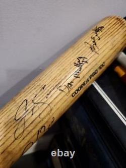 Game Used Baseball Bat Autographed By 8 New York Yankees Beckett Authentic
