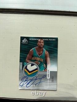 NBA Baron Davis 2004 Upper Deck SP Game used Auto Authentic Patches # 50