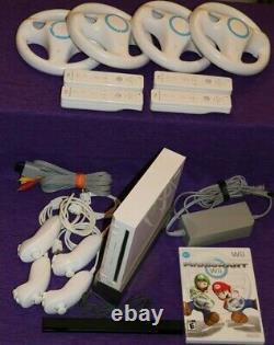 Nintendo Wii Console RVL- 001 4-Player Mario Kart Bundle 4 Controllers 4 Wheels