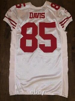 Authentic Vernon Davis Sf 49ers Team Émis Game Worn Used Jersey