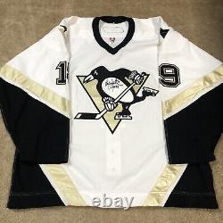 Maillot de hockey authentique blanc Pittsburgh Penguins de Reebok porté/utilisé taille 56
