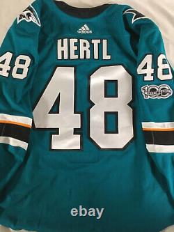 Tomas Hertl Authentique Utilisé Jersey San Jose Sharks NHL 2017 Saison